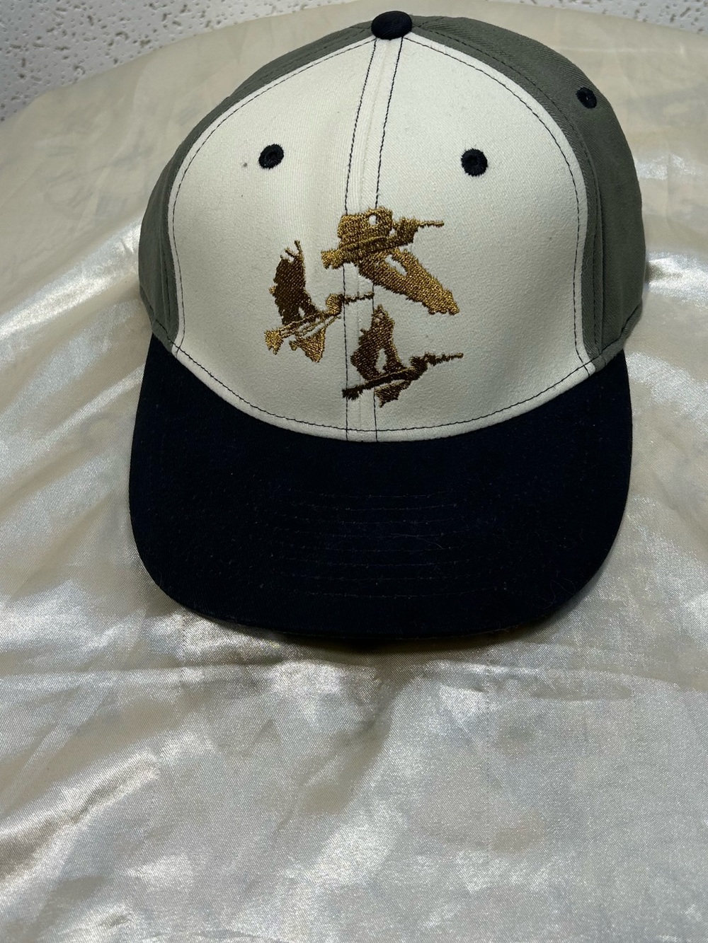 Billy Reid Baseball Cap White, Black and Olive with Embroidered Birds /Ducks NWT